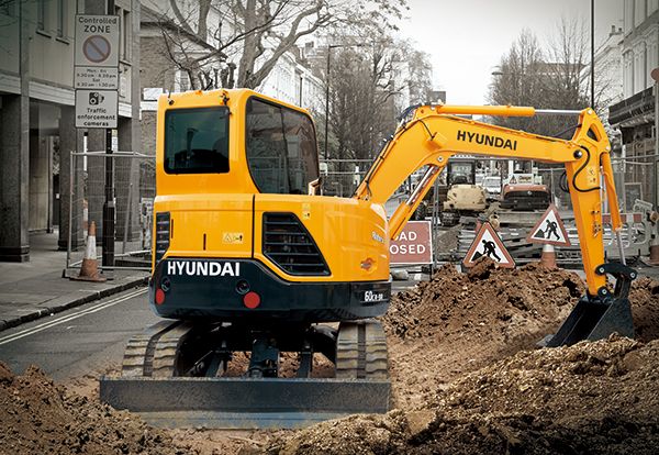 HYUNDAI R60CR-9A